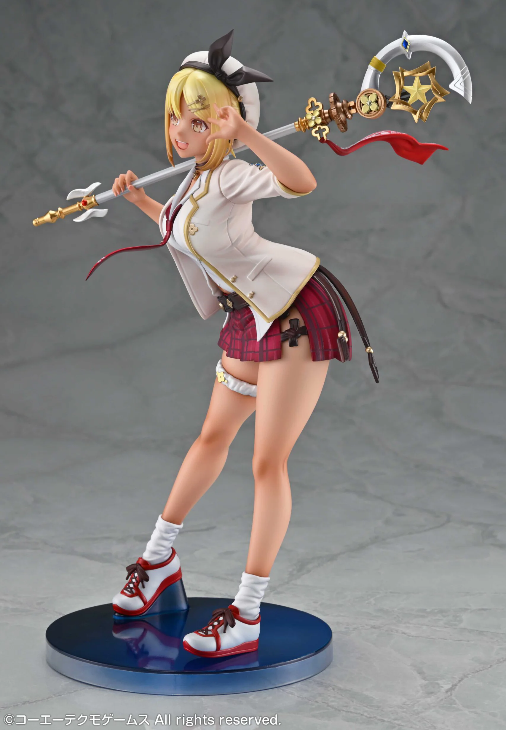 Atelier Resleriana Forgotten Alchemy and the Polar Night Liberator Ryza (Resleriana Academy Ver.) 1/7 Scale Figure - Image 6