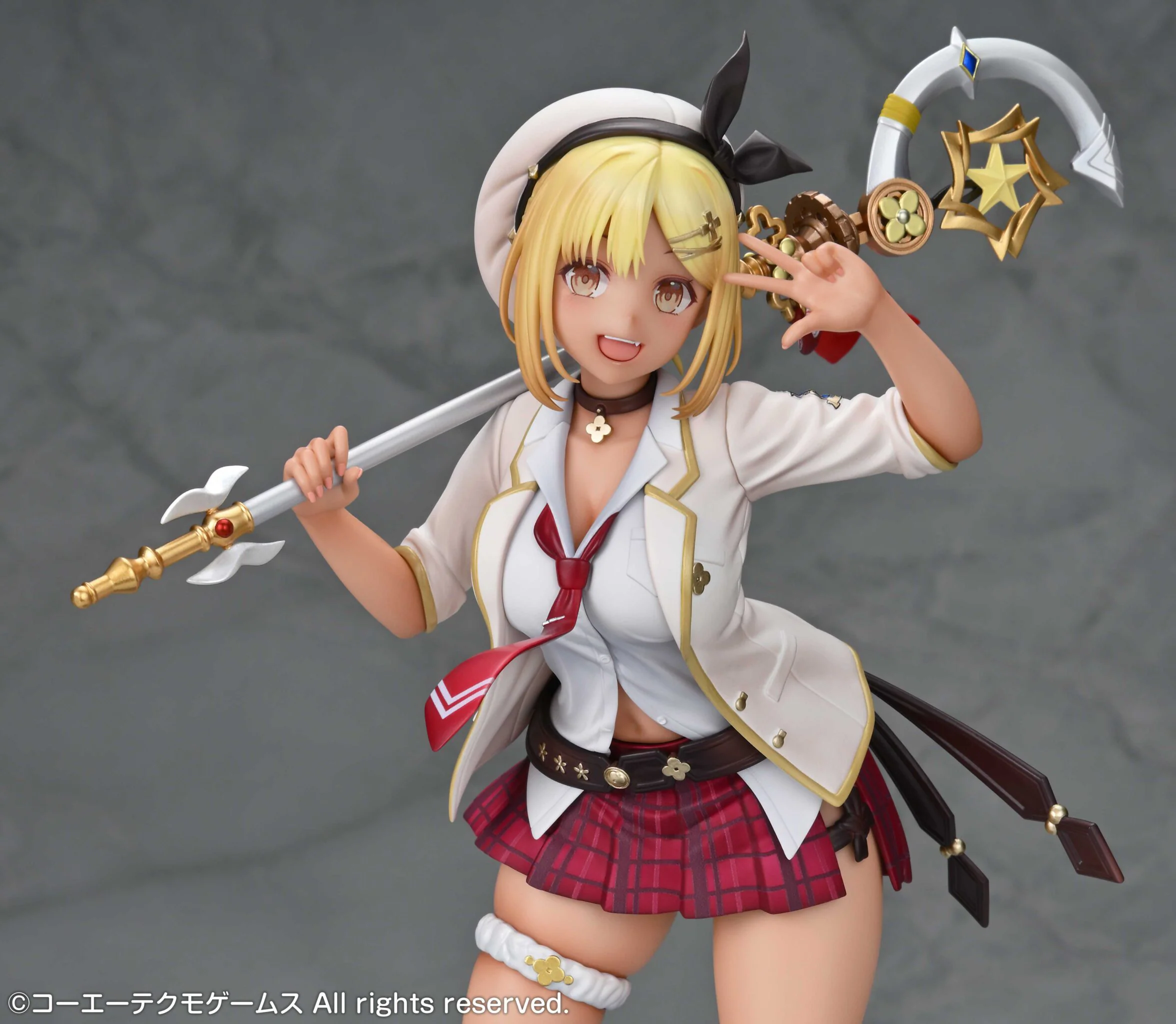 Atelier Resleriana Forgotten Alchemy and the Polar Night Liberator Ryza (Resleriana Academy Ver.) 1/7 Scale Figure - Image 7