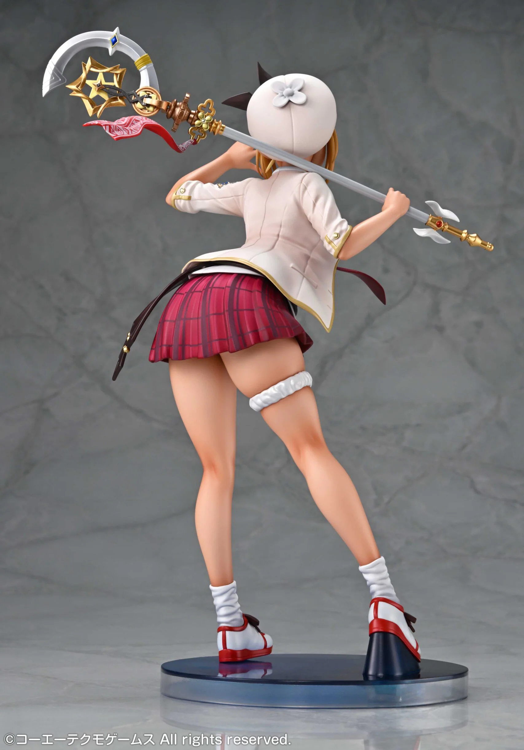 Atelier Resleriana Forgotten Alchemy and the Polar Night Liberator Ryza (Resleriana Academy Ver.) 1/7 Scale Figure - Image 9