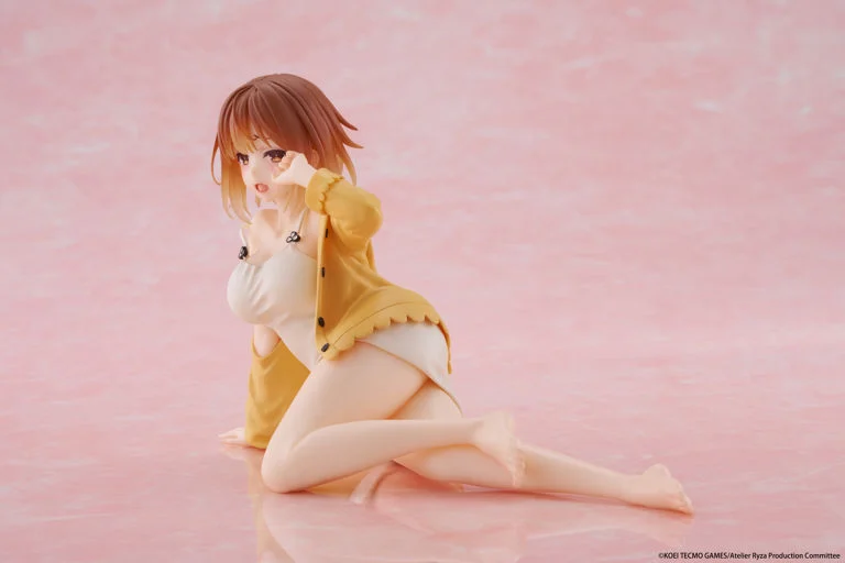 Atelier Ryza Ever Darkness & the Secret Hideout Desktop Cute Ryza (Nightwear Ver.) Figure - Image 9