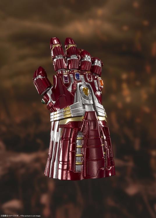 Avengers: Endgame S.H.Figuarts Iron Spider (Final Battle Edition) - Image 7