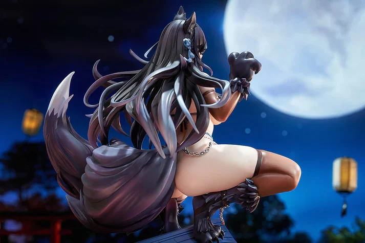 Azur Lane Atago (Full Moon's Feral Wolf Ver.) 1/7 Scale Figure - Image 4