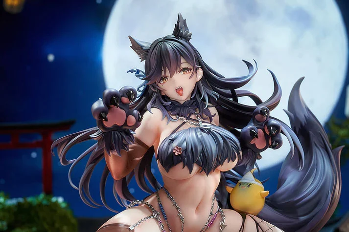 Azur Lane Atago (Full Moon's Feral Wolf Ver.) 1/7 Scale Figure - Image 5