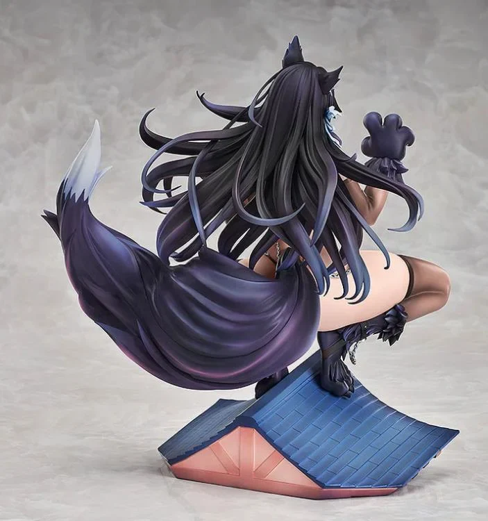 Azur Lane Atago (Full Moon's Feral Wolf Ver.) 1/7 Scale Figure - Image 9