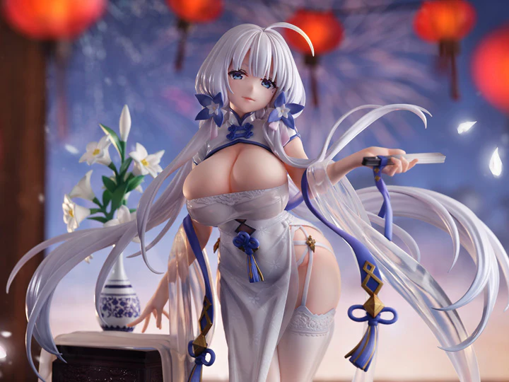 Azur Lane Illustrious (Maiden Lily's Radiance Ver.) 1/7 Scale Figure