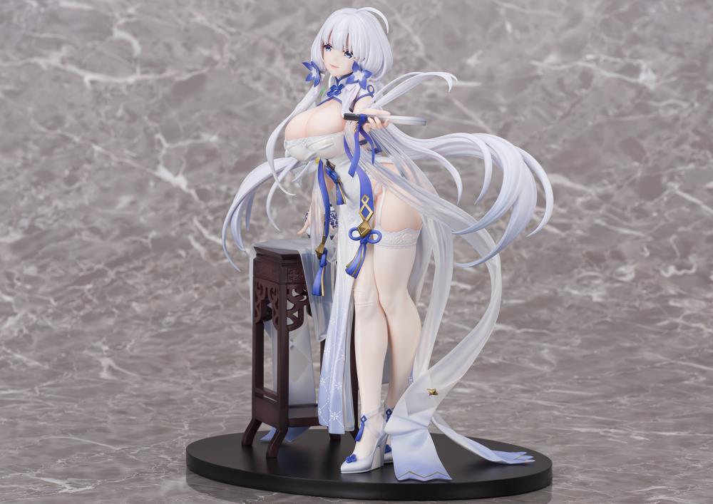 Azur Lane Illustrious (Maiden Lily's Radiance Ver.) 1/7 Scale Figure - Image 3