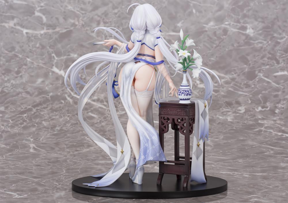 Azur Lane Illustrious (Maiden Lily's Radiance Ver.) 1/7 Scale Figure - Image 5