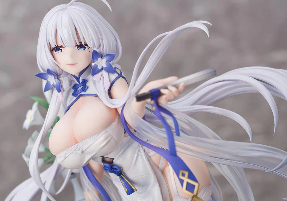 Azur Lane Illustrious (Maiden Lily's Radiance Ver.) 1/7 Scale Figure - Image 7