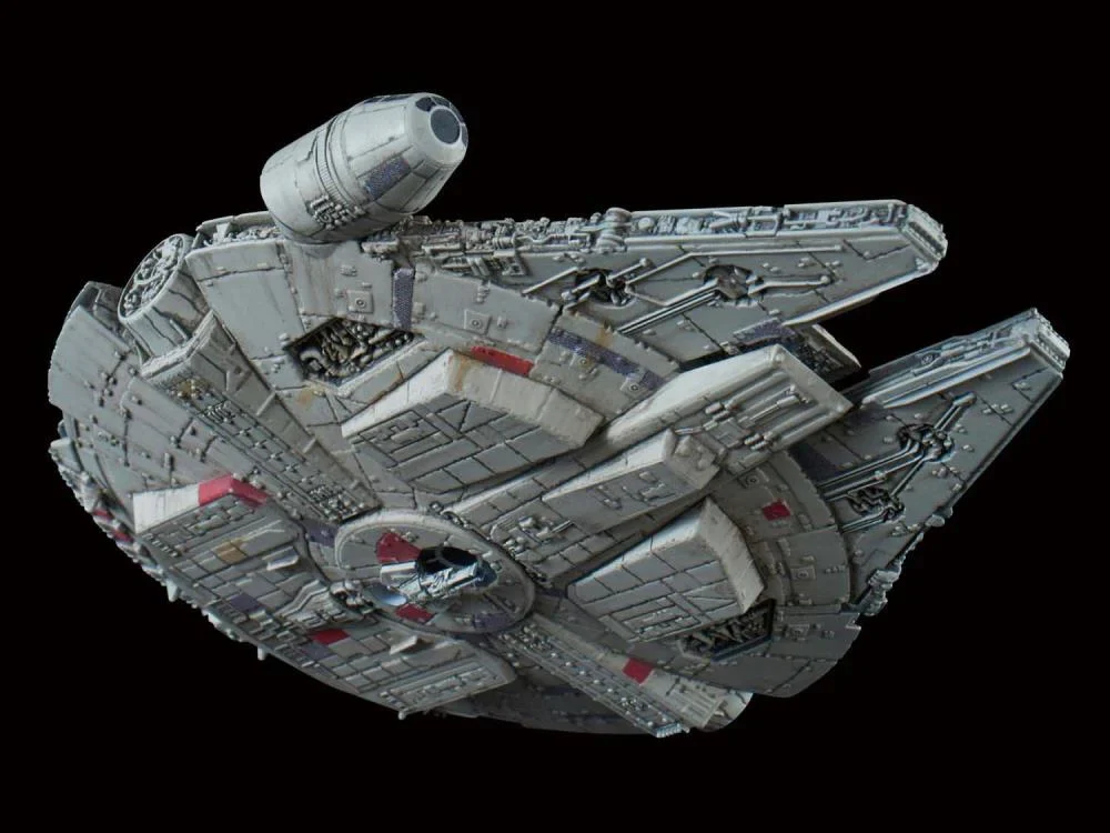 Star Wars The Empire Strikes Back Millennium Falcon 1/350 Scale Model Kit - Image 3