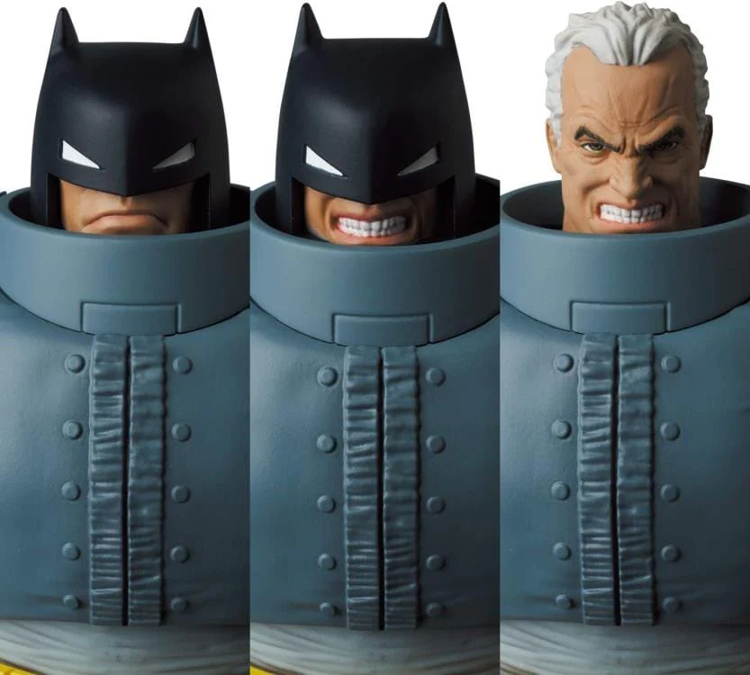 Batman The Dark Knight Returns MAFEX No.146 Armored Batman - Image 10