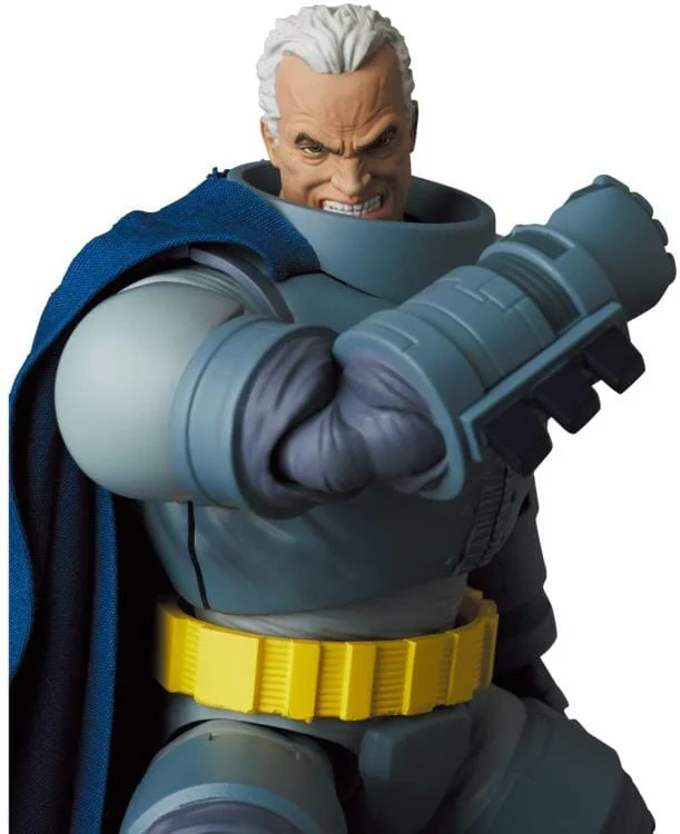 Batman The Dark Knight Returns MAFEX No.146 Armored Batman - Image 7
