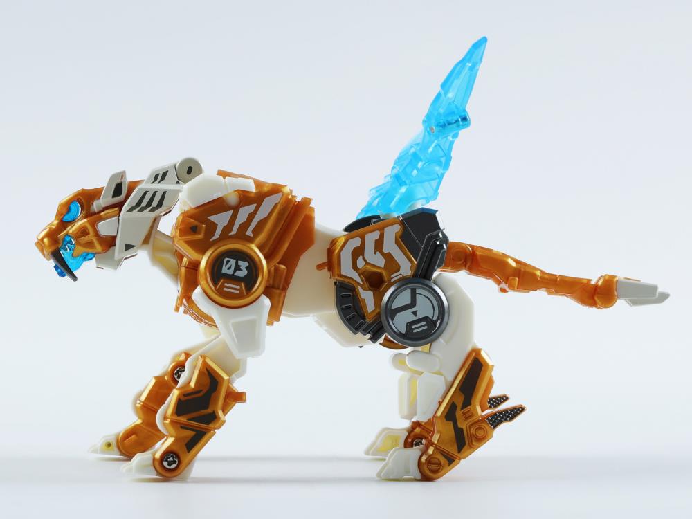 BeastBOX BB-20GS Goldensabre Limited Edition Figure - Image 3