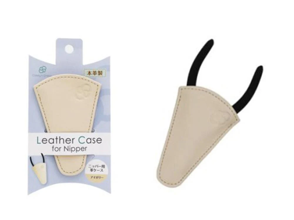 Classy 'n Dressy Leather Case for Nipper (Ivory) - Image 2