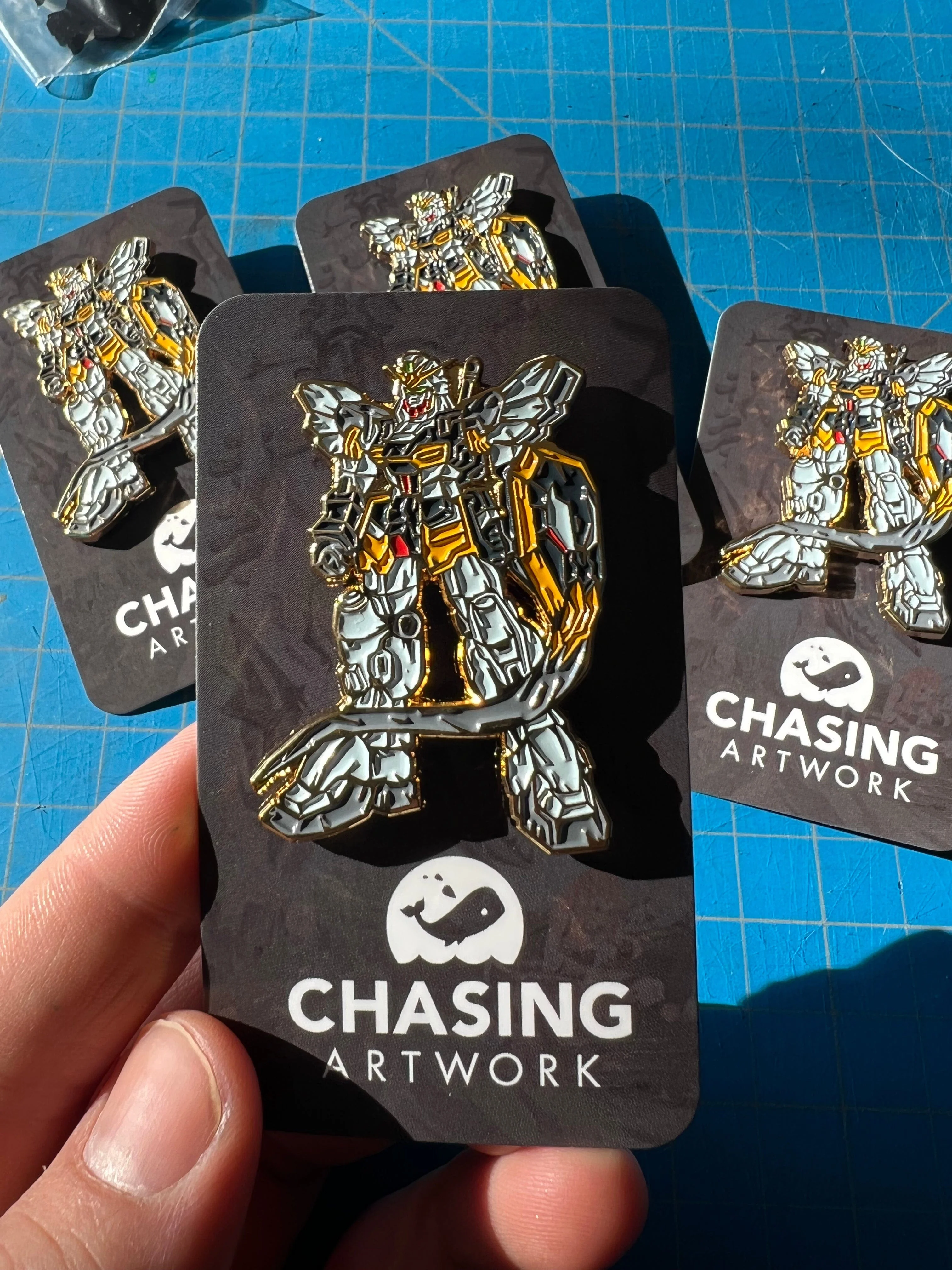 Limited Chasing Artwork Gundam Sandrock Enamel Pin - Image 3