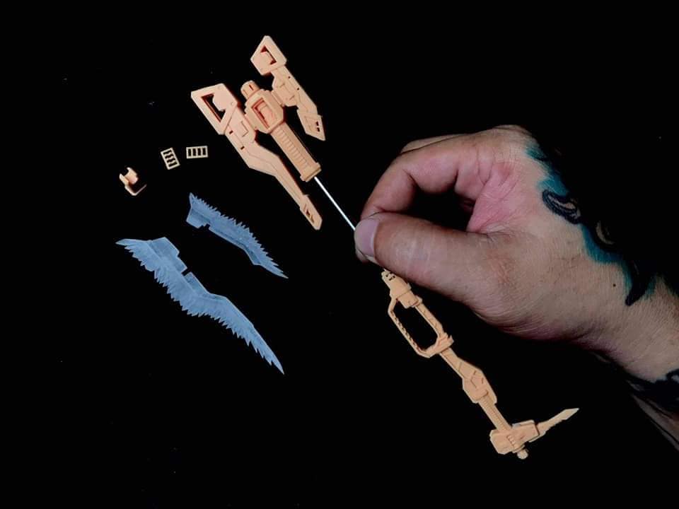 D.U.A Armament Axe MG 1/100 - Image 2
