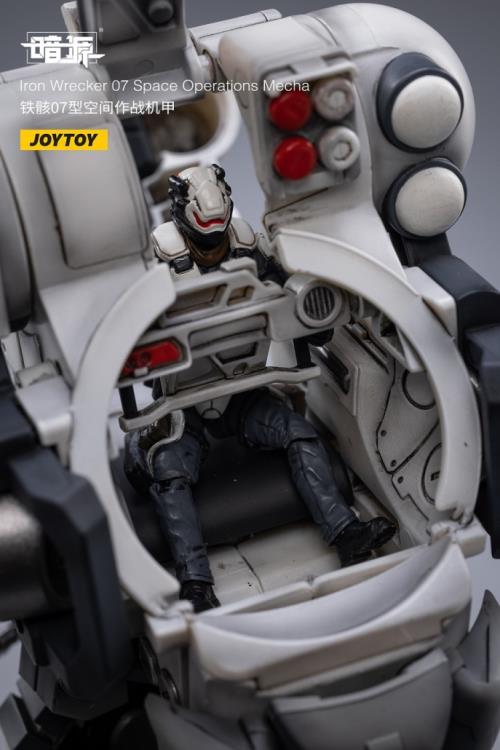 Dark Source Iron Wrecker 07 Space Operations Mecha 1/25 Scale Figure - Image 9