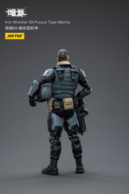 Dark Source Iron Wrecker 09 Pursue Type Mecha 1/25 Scale Figure - Image 10