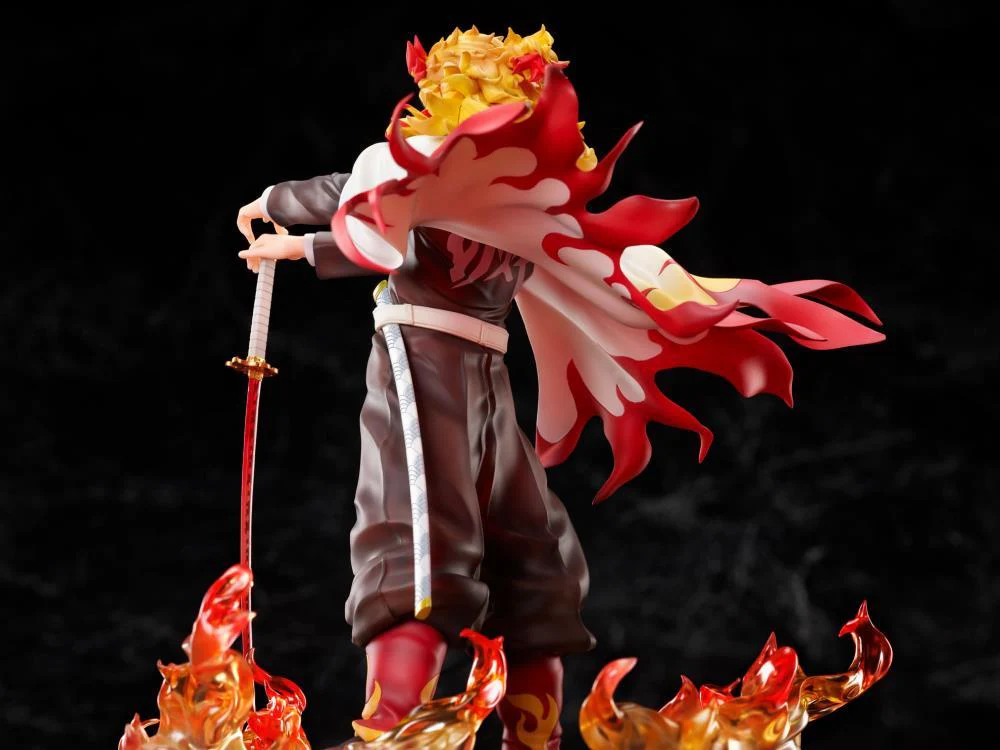Demon Slayer: Kimetsu no Yaiba Kyojuro Rengoku 1/8 Scale Figure - Image 7