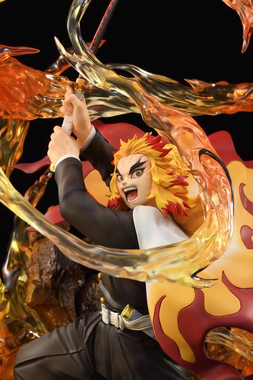 Demon Slayer Kimetsu no Yaiba Kyojuro Rengoku (DX Ver.) 1/8 Scale Figure - Image 8