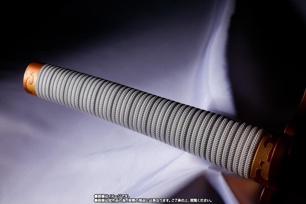 Kimetsu no Yaiba Proplica Kyojuro Rengoku's Broken Nichirin Sword - Image 5