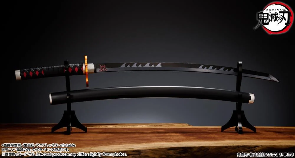 Demon Slayer Kimetsu no Yaiba Proplica Tanjiro Kamado (Kyojuro Rengoku's Sword Guard Ver.) Nichirin Sword - Image 9