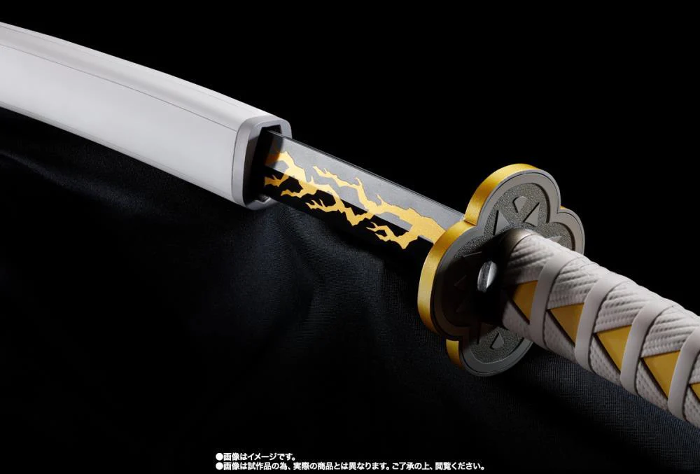 Demon Slayer: Kimetsu no Yaiba Proplica Zenitzu Agatsuma's Nichirin Sword - Image 6