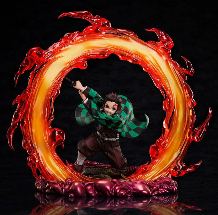 Demon Slayer: Kimetsu no Yaiba Tanjiro Kamado (Hinokami Kagura: Clear Blue Sky) 1/8 Scale Figure - Image 2