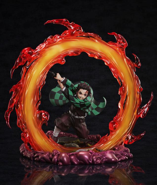 Demon Slayer: Kimetsu no Yaiba Tanjiro Kamado (Hinokami Kagura: Clear Blue Sky) 1/8 Scale Figure - Image 3