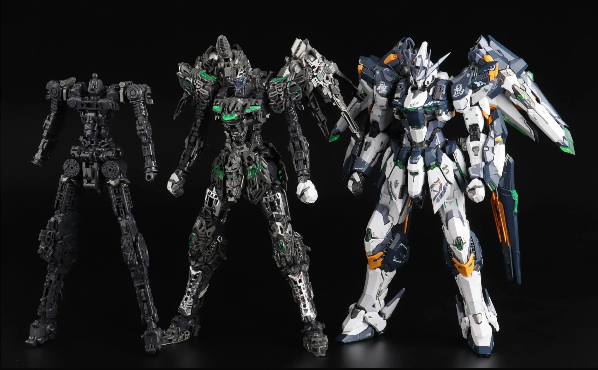 DLK Hobby 1/100 scale Izakura model kit - Image 20