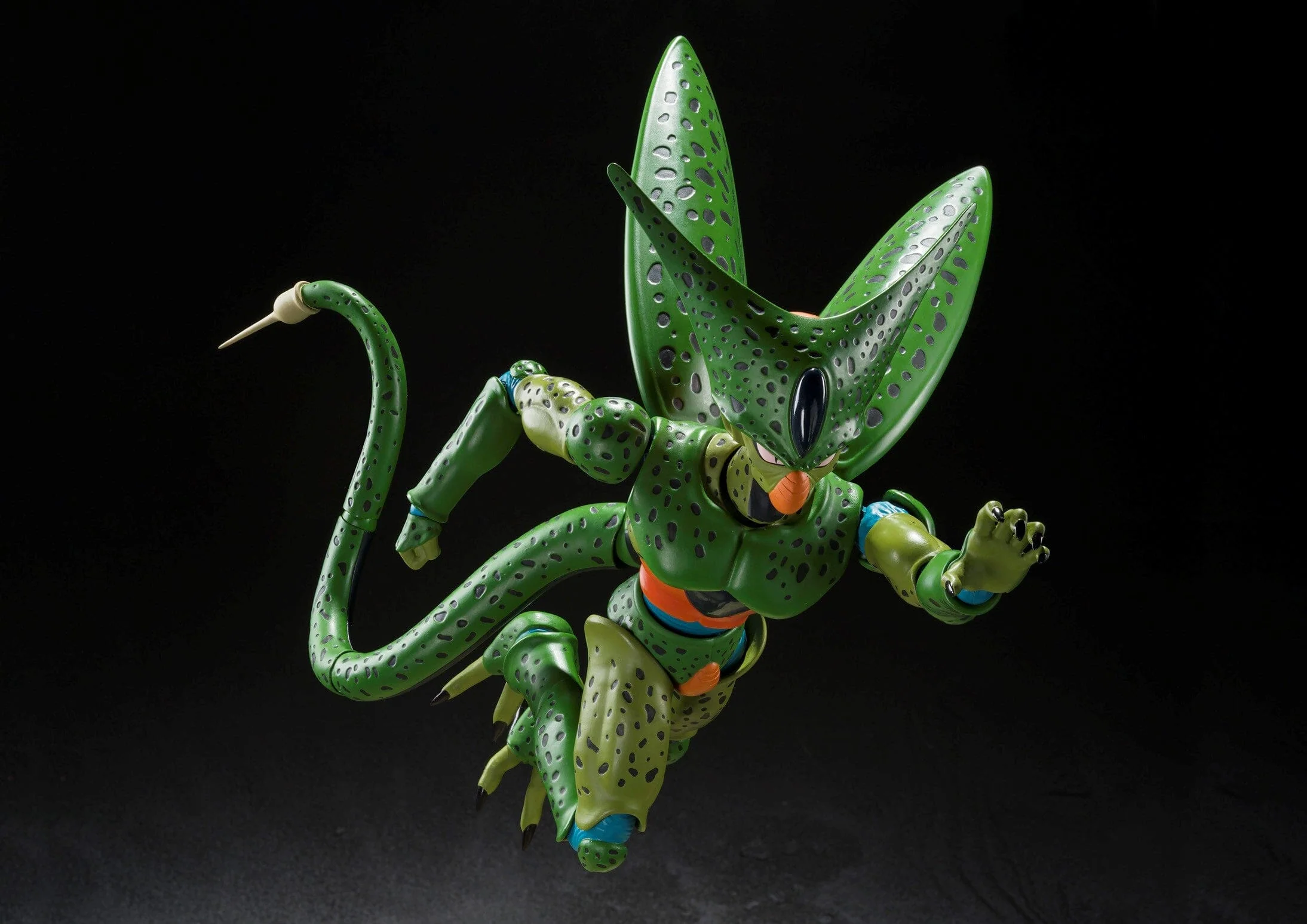 Dragon Ball Z S.H.Figuarts Cell (First Form) - Image 7