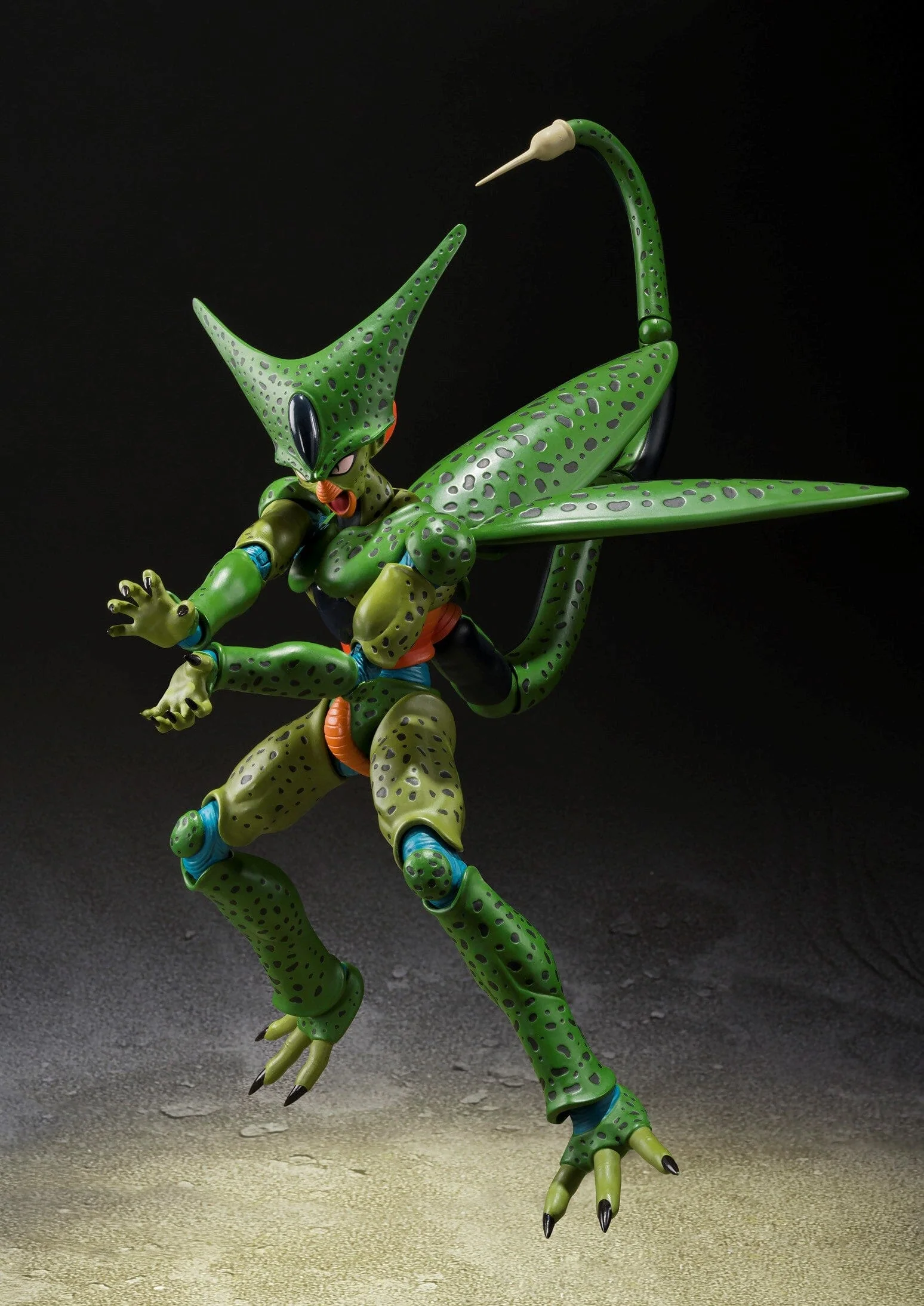 Dragon Ball Z S.H.Figuarts Cell (First Form) - Image 8