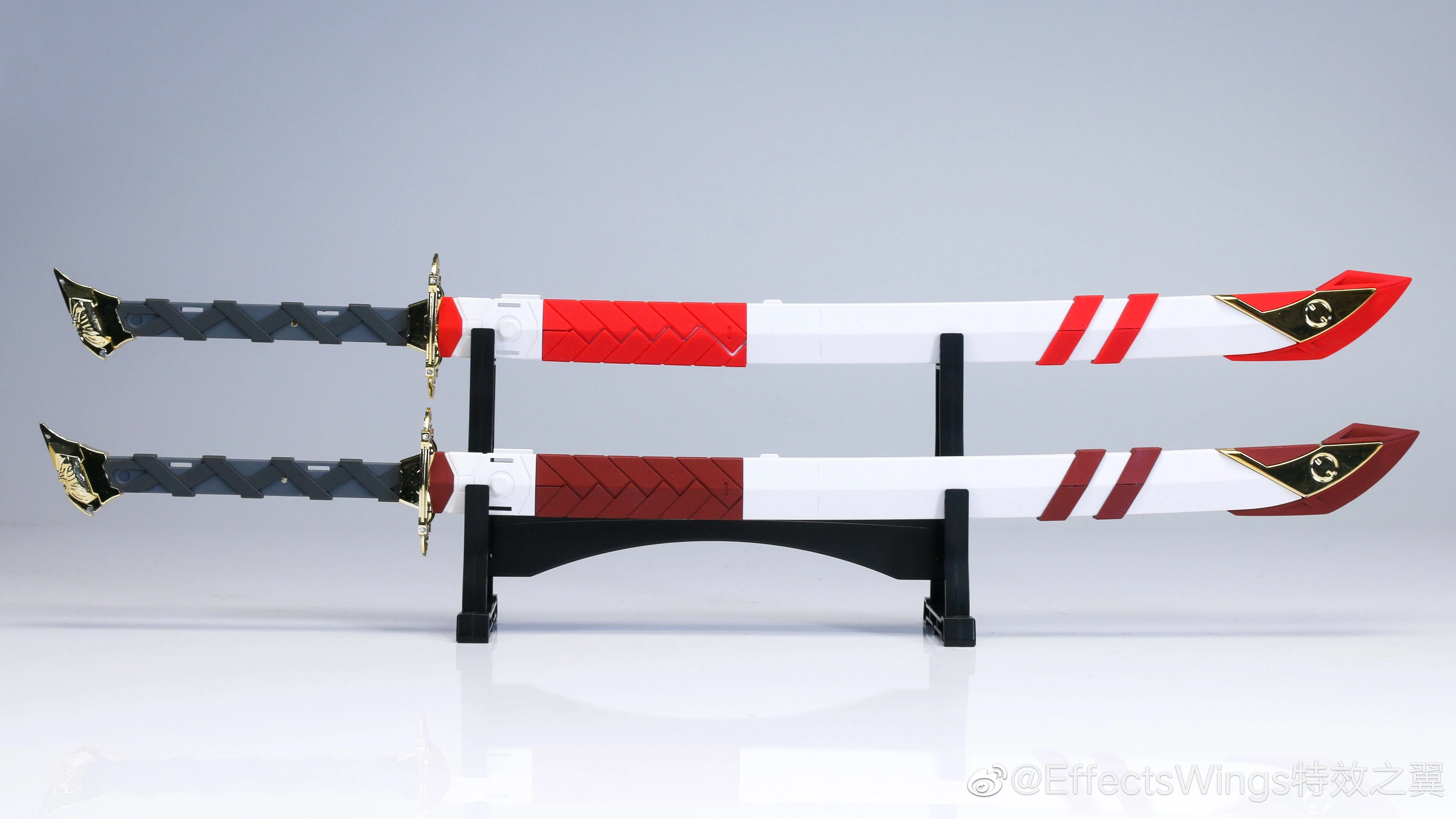 Effect Wings 1/60 Red Astray Katana Model Set x2 - Image 2