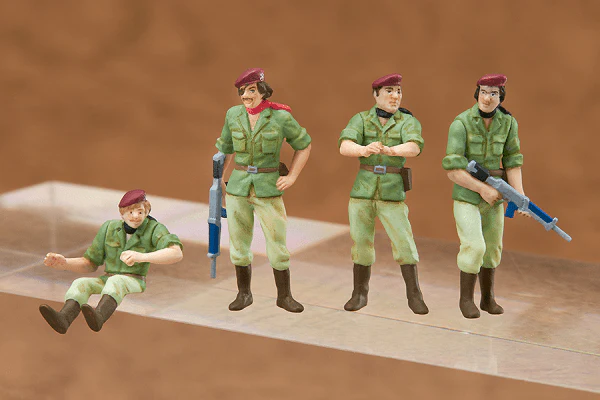 Fang of the Sun Dougram Combat Armors MAX06 1/72 Scale Bromley JRS Native Dancer Command Type & Missile Pod Type Model Kit (Reissue) - Image 4