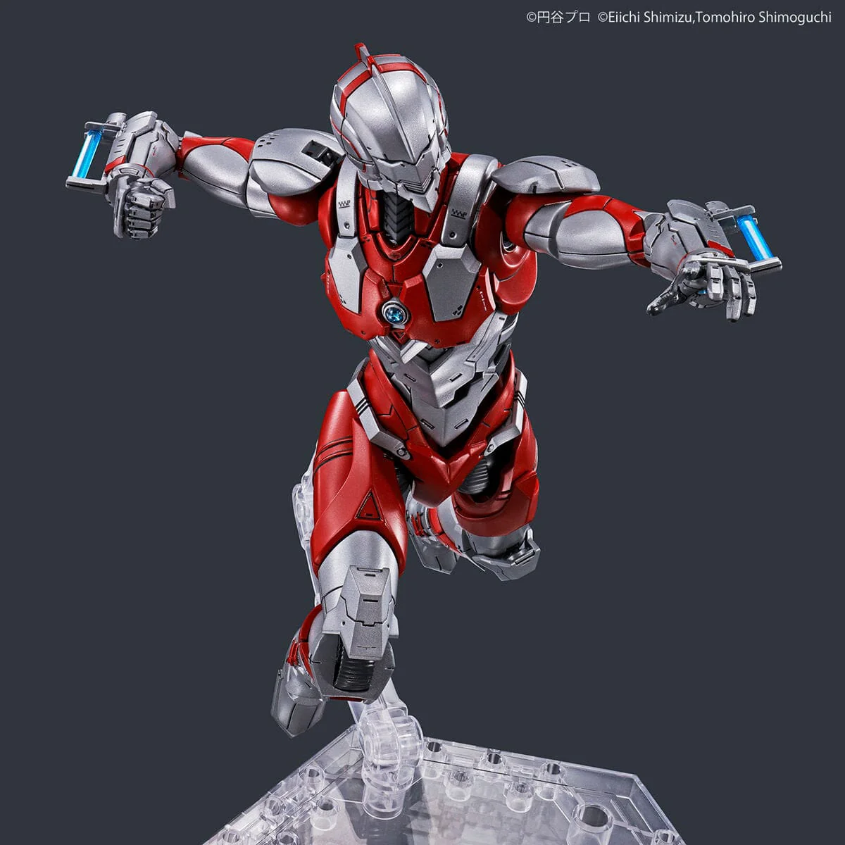 Ultraman Figure-rise Standard Ultraman (B Type) Action Ver. Model Kit - Image 6