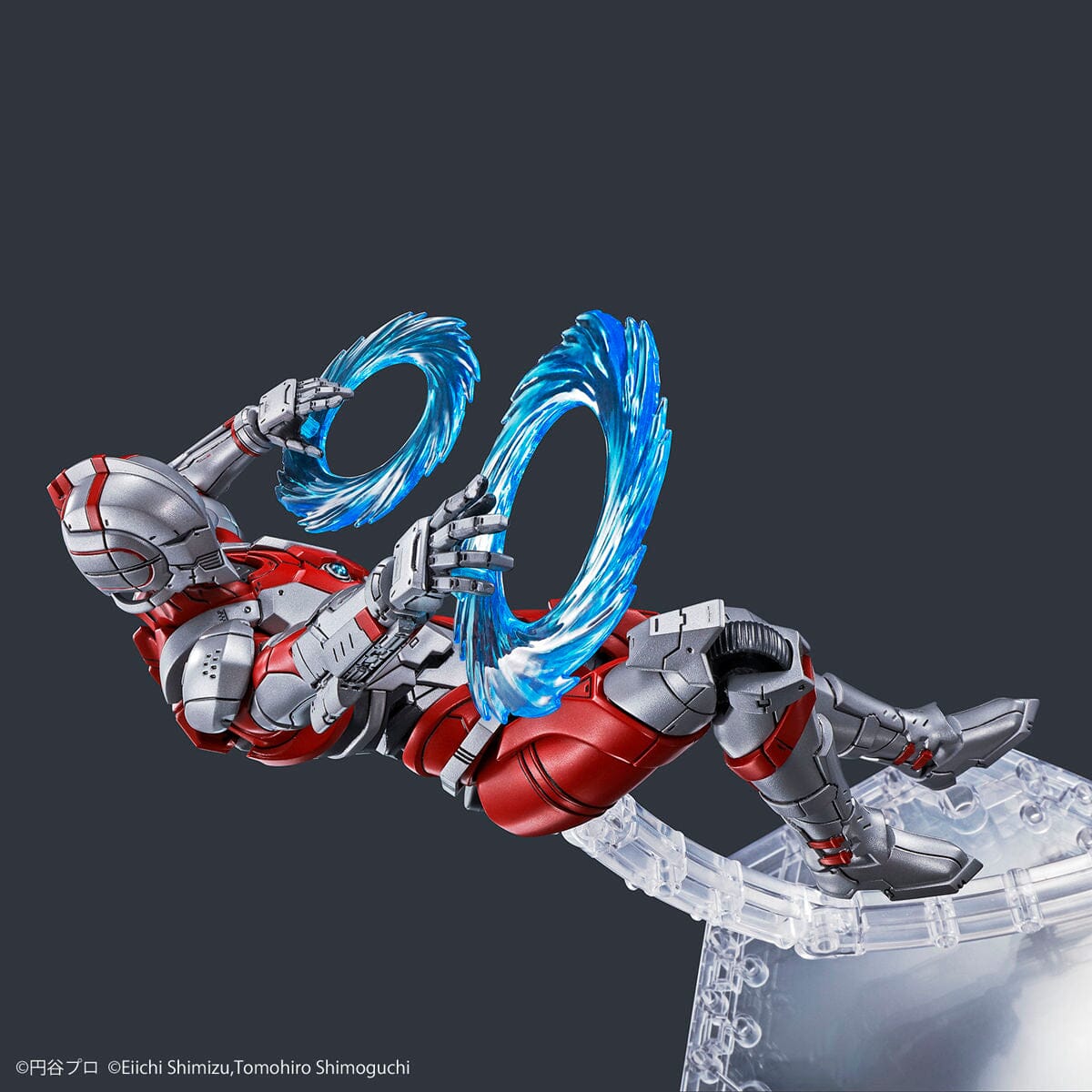 Ultraman Figure-rise Standard Ultraman (B Type) Action Ver. Model Kit - Image 9