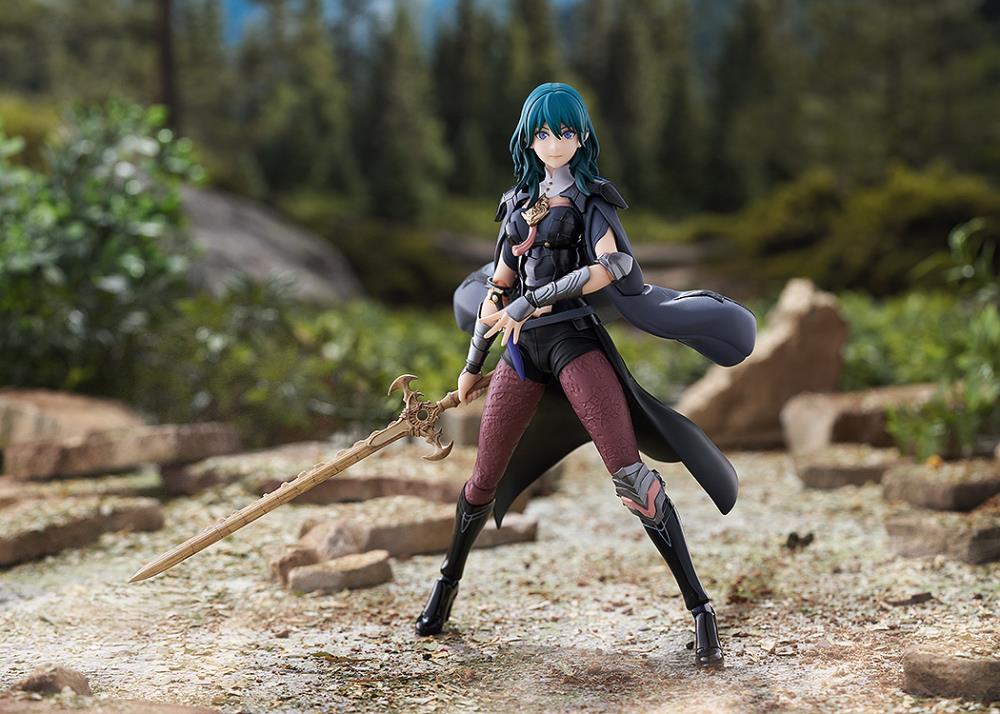 Fire Emblem Three Houses figma No.654 Byleth (Female) Action Figure - Image 2