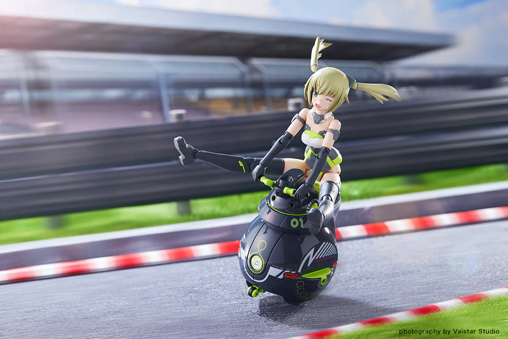 Frame Arms Girl x Maruttoys Innocentia (Racer Ver.) and Noseru (Racing Specs Ver.) Model Kit - Image 4