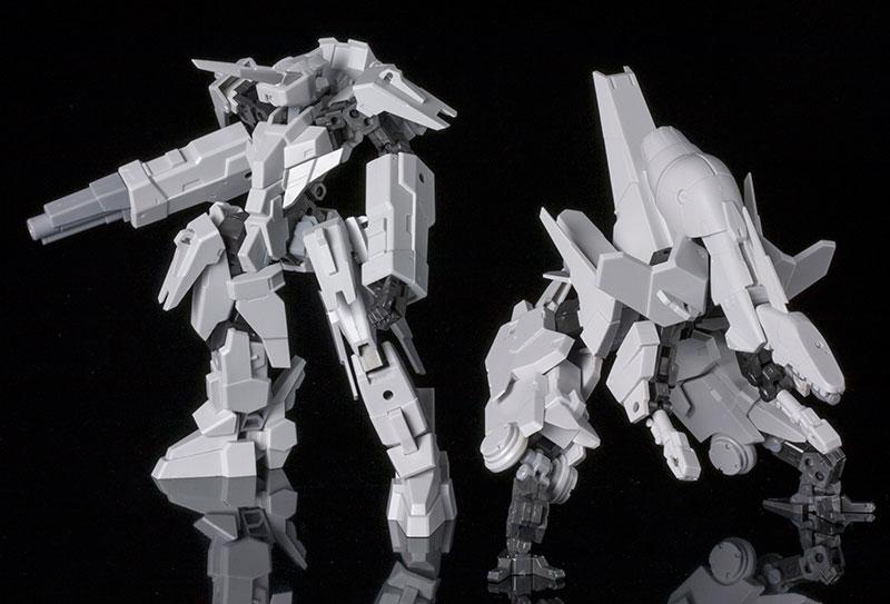 FRAME ARMS KOBOLD + STRAUSS ARMOR SET (VER F.M.E.) PLASTIC MODEL KIT - Image 3