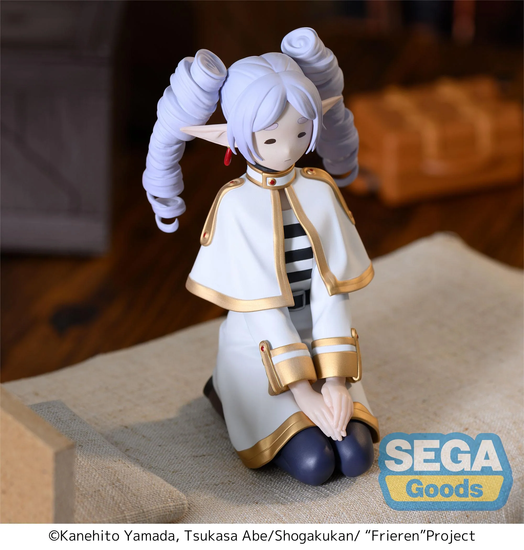 Frieren Beyond Journey's End Premium Perching Figure Frieren (I Have Ringlets Now) Figure - Image 4
