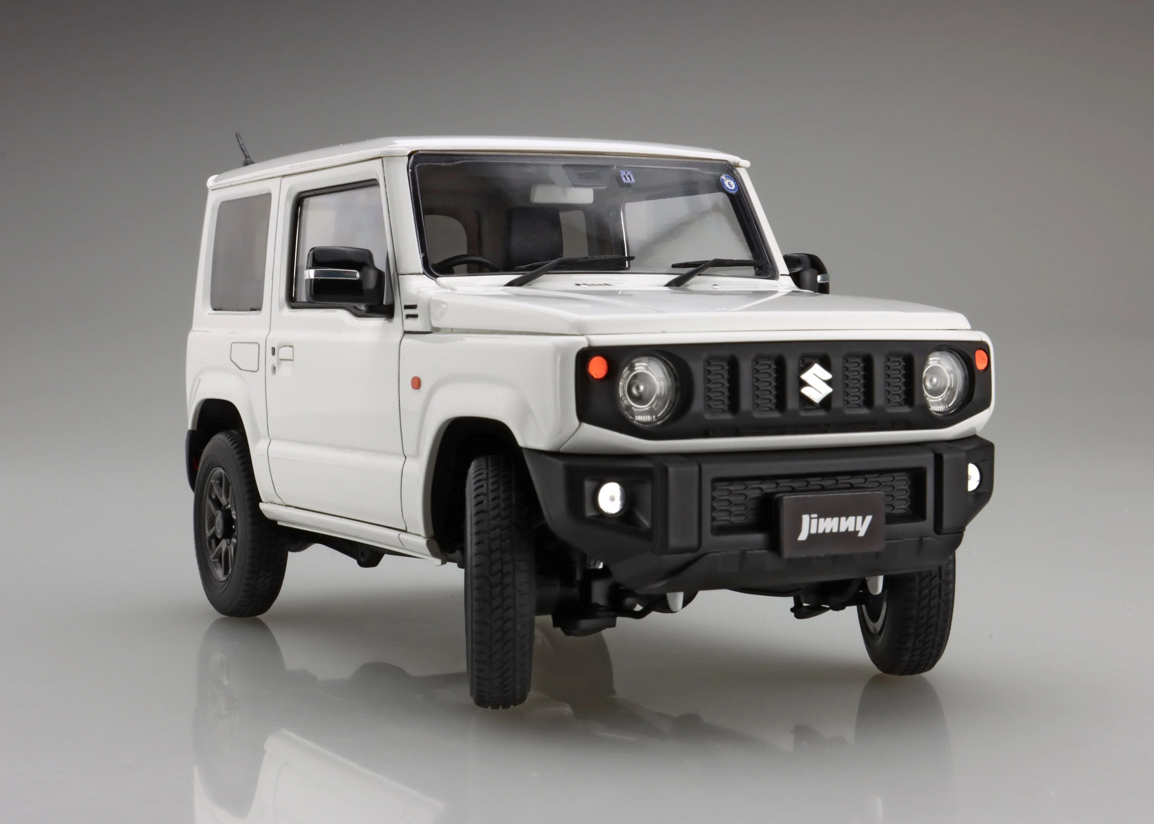 Fujimi 1/24 Suzuki Jimny JB64 (XC/Pure White)