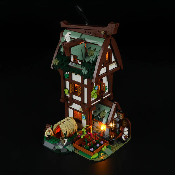 Funwhole F9024 Medieval Apothecary Shop - Image 4
