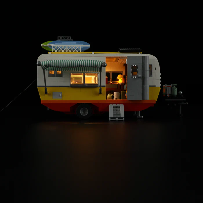 Funwhole F9032 Travel Trailer - Image 2