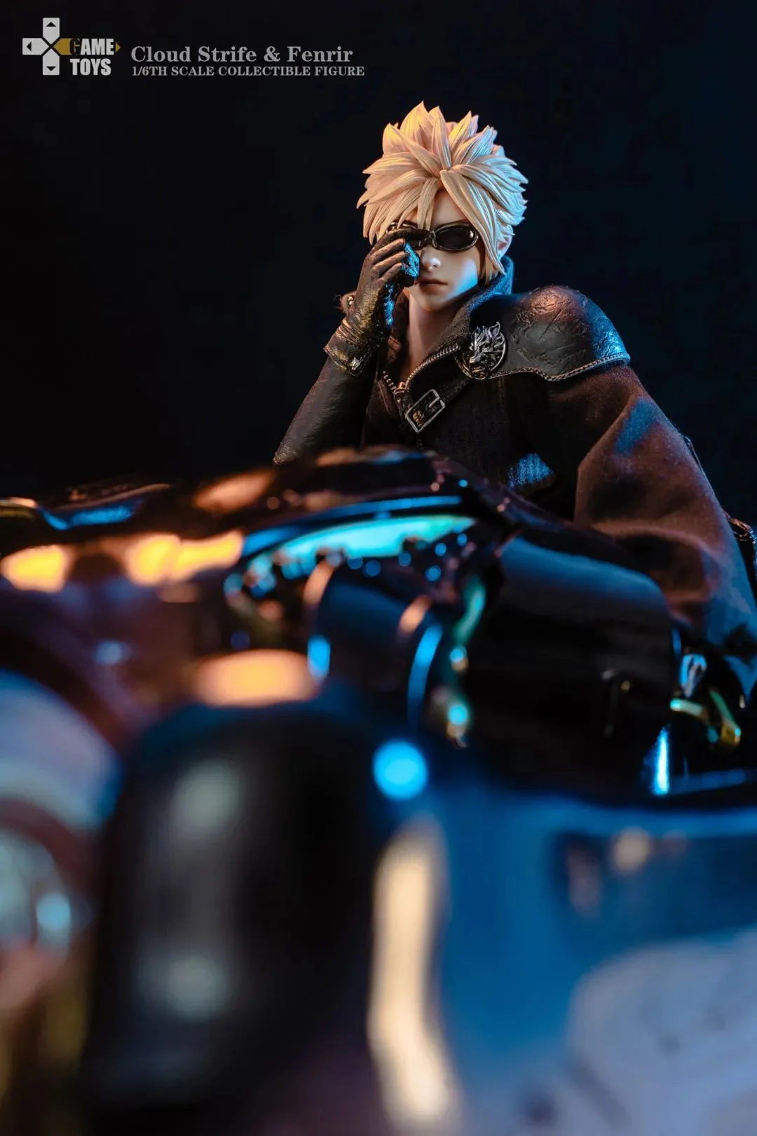 Game Toy 1/6 AC Version Cloud & Fenrir [GMT-006AC] - Image 4
