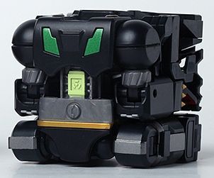 Getter Robo Armageddon MegaBox MB-06 Black Getter - Image 8