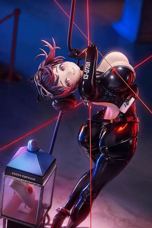 Goddess of Victory Nikke Quency (Escape Queen Ver.) 1/7 Scale Figure - Image 3