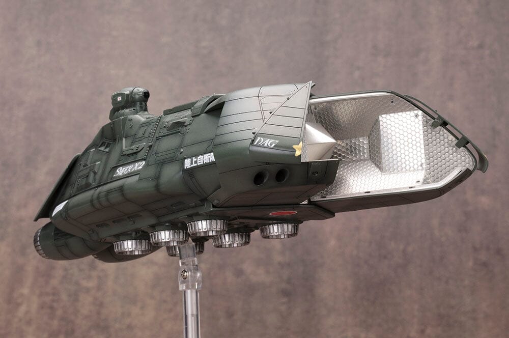 Godzilla Vs. Biollante Super X2 Model Kit (Reissue) - Image 4
