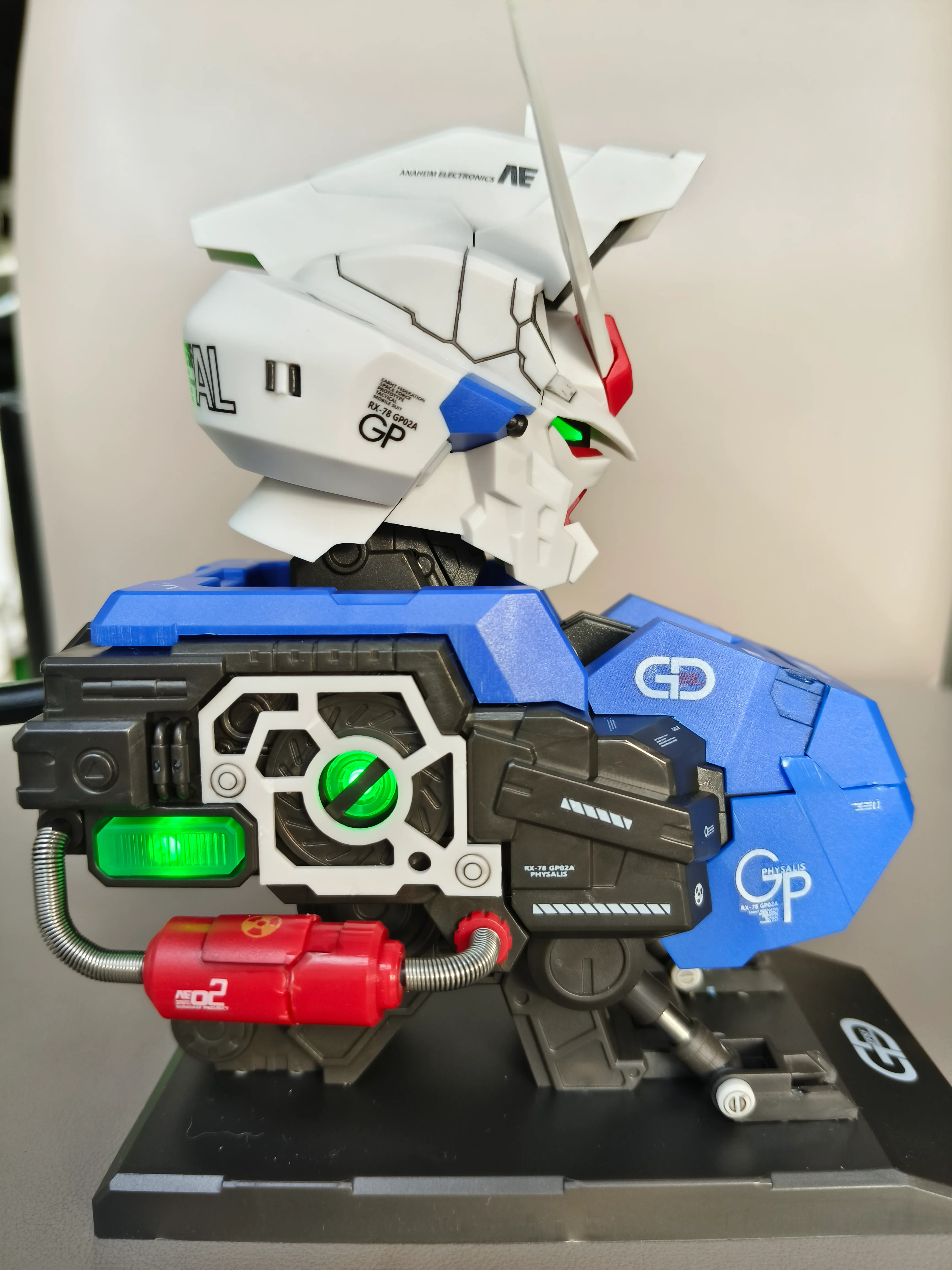 GP02 Bust 1/38 Scale Model Kit - Image 6