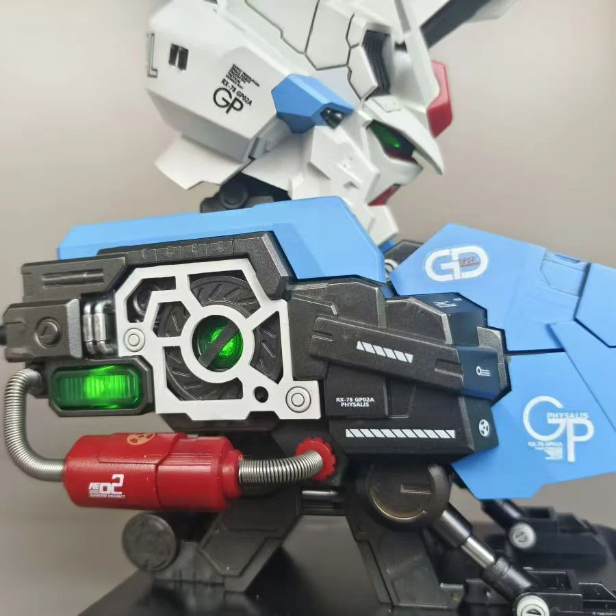 GP02 Bust 1/38 Scale Model Kit - Image 9