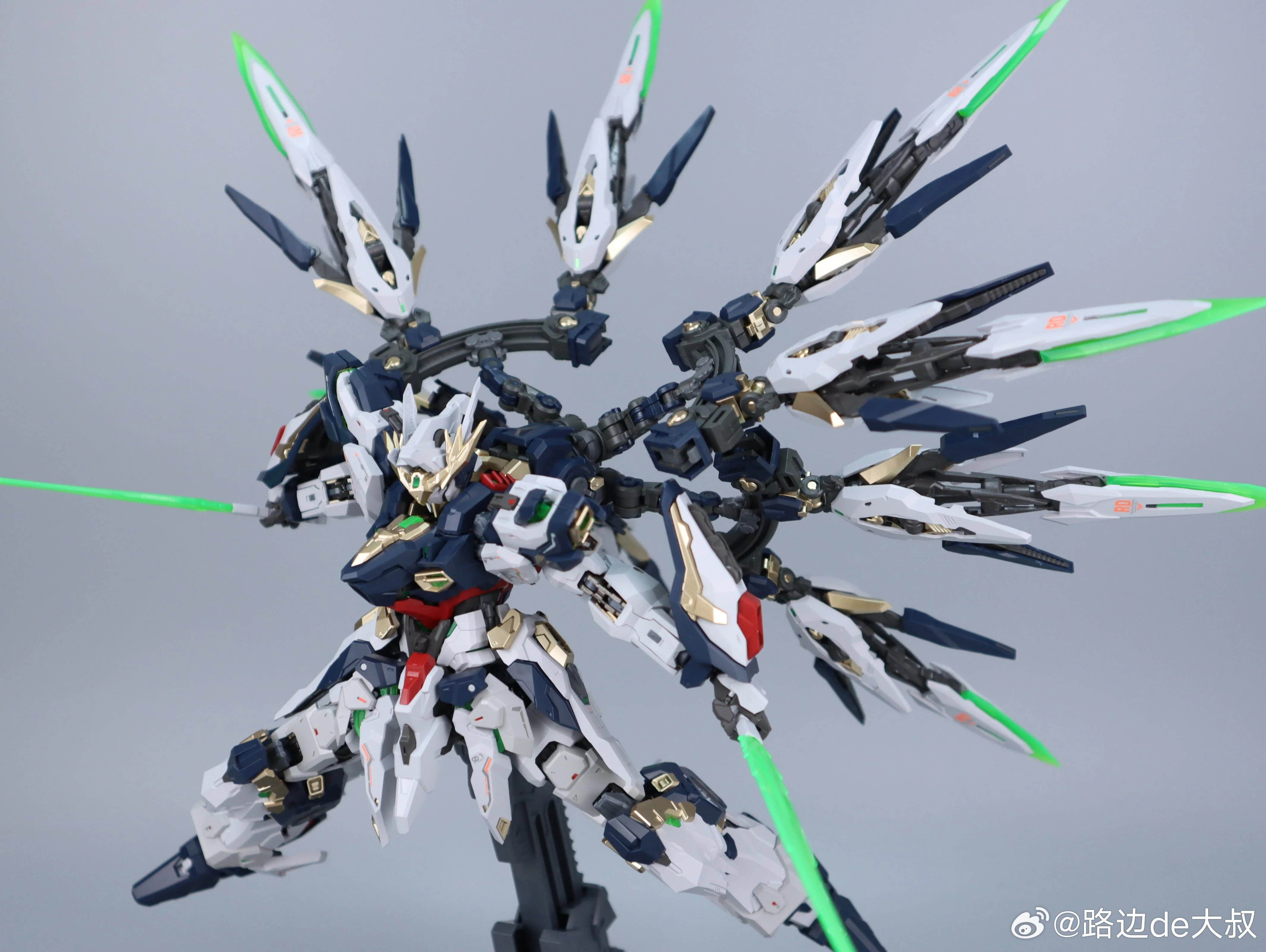 Wanxiangjubian Model 1/100 MG Tactical Machine Apocalypse Model Kit - Image 8