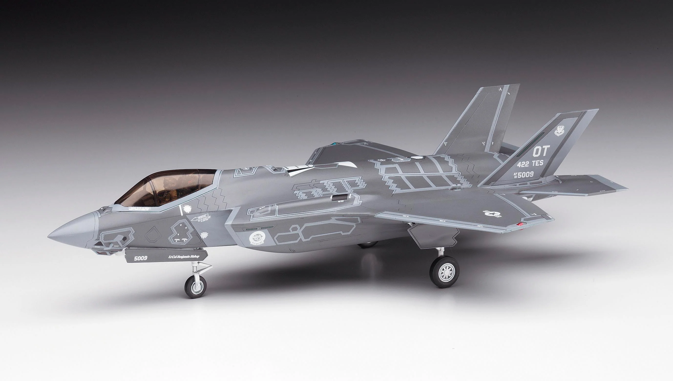 Hasegawa 1/72 F-35A Lightning II E42 - Image 2